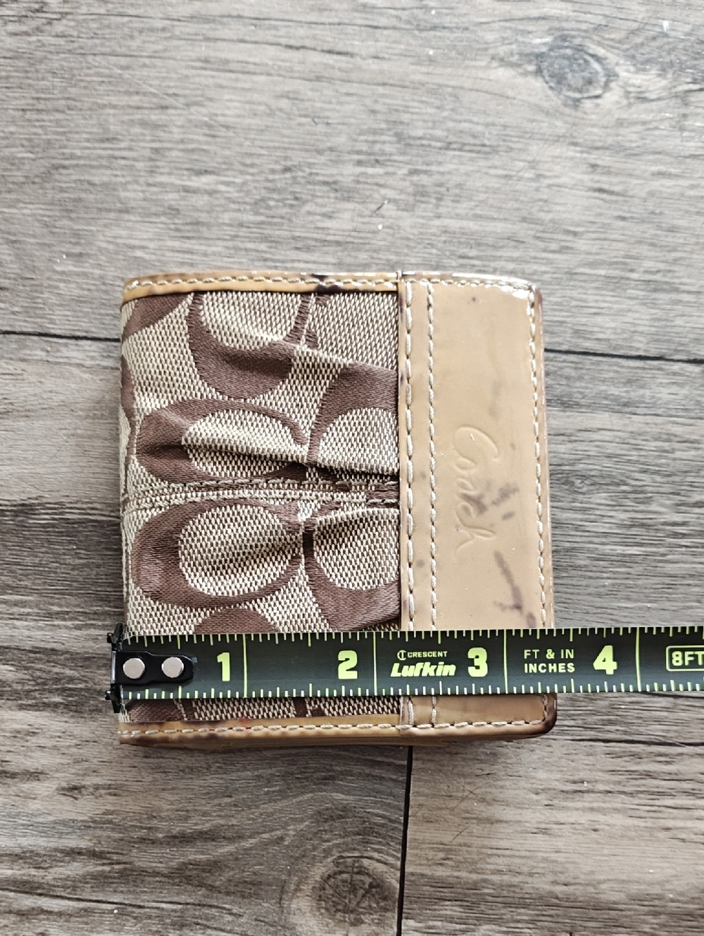 Coach Signature Wallet. - Picture 5 of 6